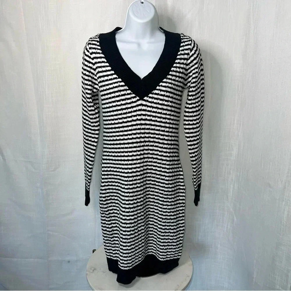 NWOT Venus Sweater Dress - Picture 1 of 3